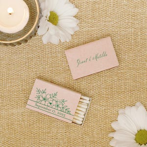 Custom Flower Bouquet with Script Matchboxes - Wedding Favors, Wedding Matches, Wedding Decor, Personalized Matches, Match Box