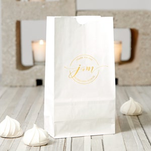 Personalized Goodie Bags - Circle Monogram - Wedding and Party Treat Bag, Party Goodie Bag, Popcorn Bag, Candy Bar, Favor Packaging