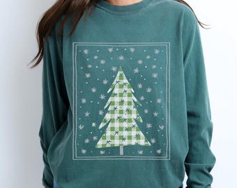Doodle Gingham Tree Long sleeve Comfort Colors Shirt, snowflake wintercore tshirt, cute teen gift, Long sleeved tree t-shirt, grannycore tee