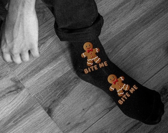 Chaussettes Bite me pain d'épice, cadeau drôle pour lui, cadeau de Noël bâillon, chaussettes de Noël drôles, chaussettes bonhomme en pain d'épice, chaussettes Bite me, bâillonner lui