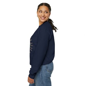 Camiseta de Acuario, diseño de manga con cuello redondo de Acuario, sudadera con el signo de Acuario, signo zodiacal de Acuario, cumpleaños de enero o febrero, regalo para Acuario. imagen 8