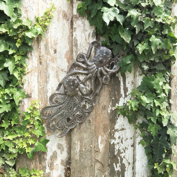 Metal Jellyfish and Octopus Sea Ocean Marine Art Wall Decor Haitian Metal Crafts