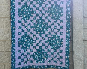 Handmade Pegasus Quilt - Double Irish Chain, 40x56 inches