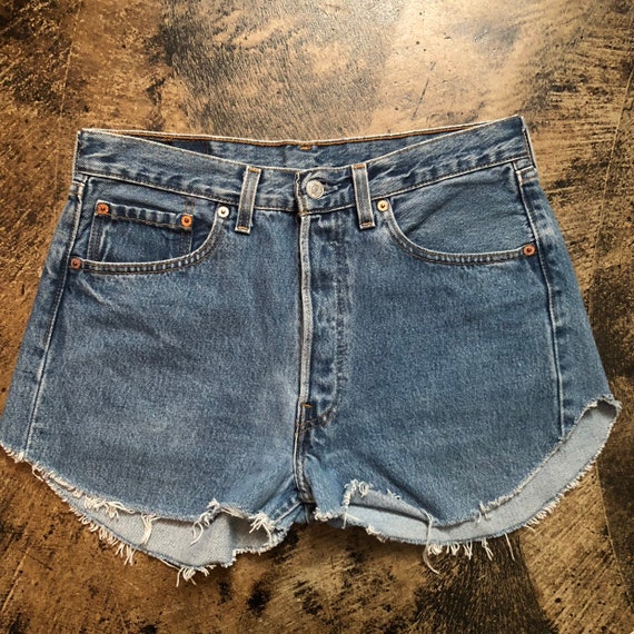 levi's cutoff shorts womens