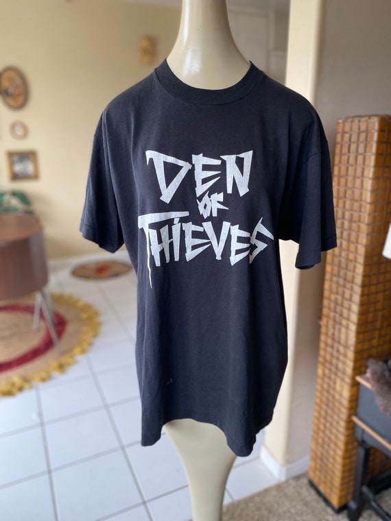 Vtg Screen Stars Band Tee Den of Thieves Shirt thi