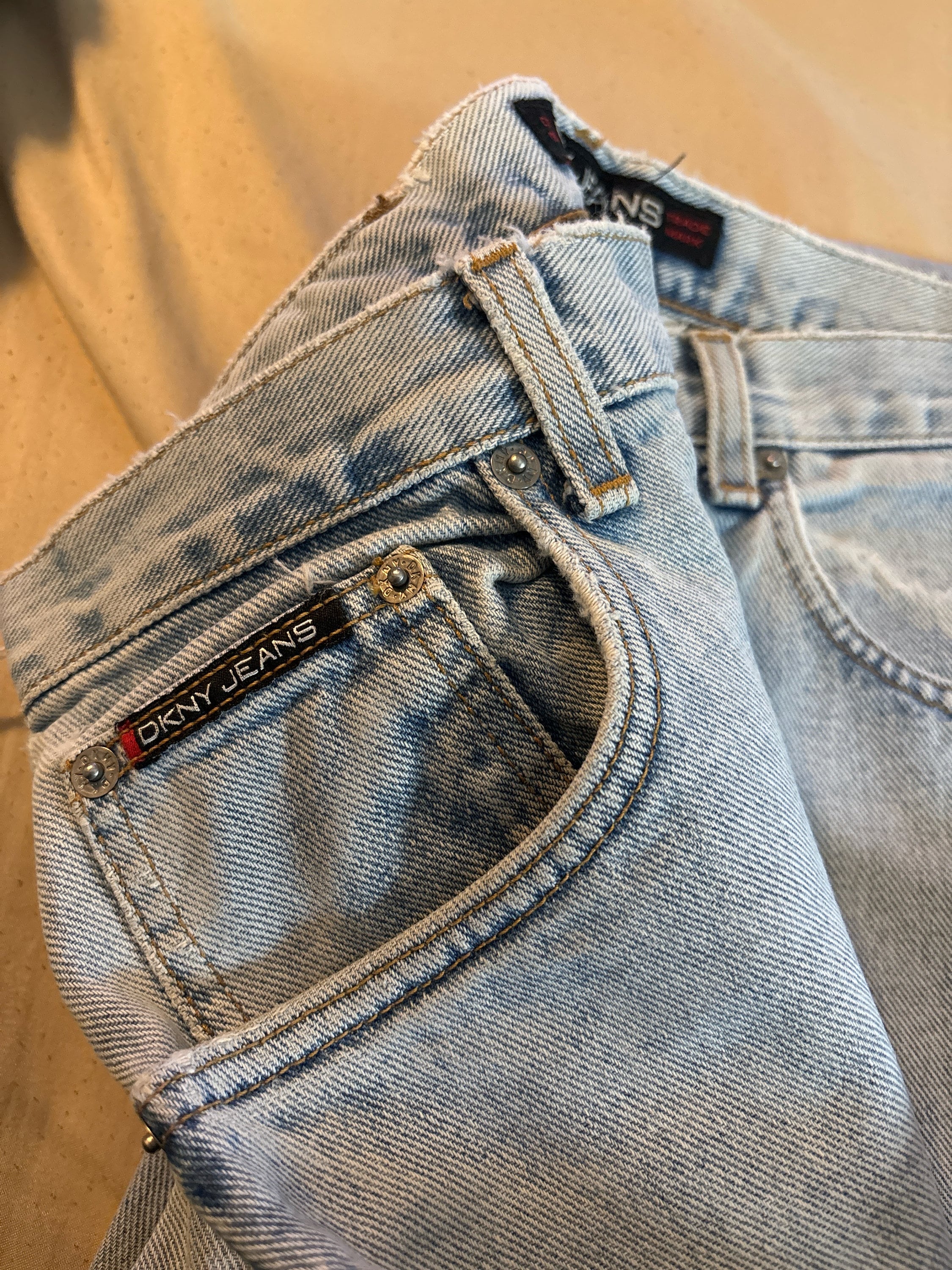 Vintage 90's DKNY Jeans Large Back Leather Patch Mens Vintage 90's DKNY Jeans Large Back Leather Patch Mens