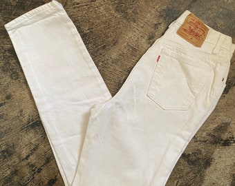 Vtg White Levis button fly 17051 0651 high waisted levi copper rivets worn and soft 31 / 32 super rad rate fitted sale festival western wear