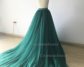 Saia longa de tule verde esmeralda com cauda: acessório para fotos de gestante. Frete pré-pago (DDP) para os EUA.