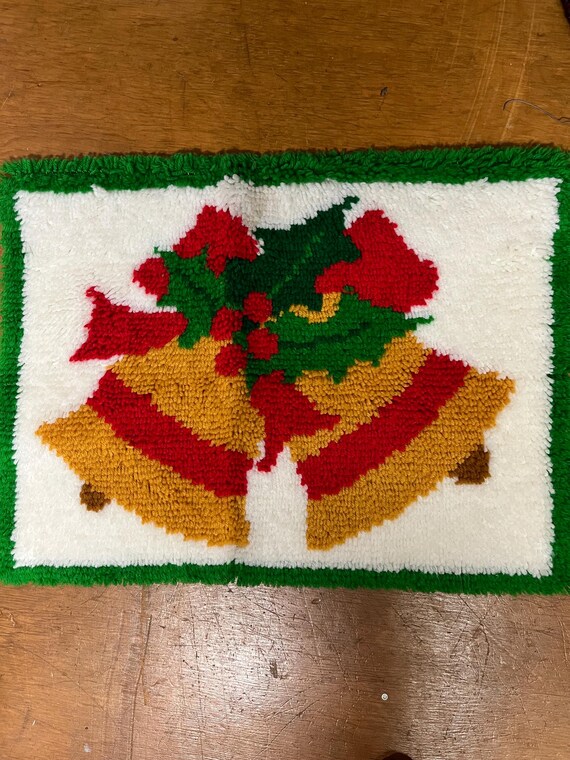 Christmas Bells Latch Hook Rug Kitschy Retro Vintage - Etsy