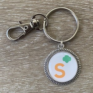 I'm A SENIOR Girl Scout Troop Pack Bridging Custom Antique Silver Flat Bezel Pendant Charm Necklace Keychain ~ Unique Gift for CHRISTmas! zdjęcie 4
