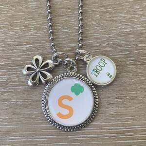 I'm A SENIOR Girl Scout Troop Pack Bridging Custom Antique Silver Flat Bezel Pendant Charm Necklace Keychain ~ Unique Gift for CHRISTmas! zdjęcie 3