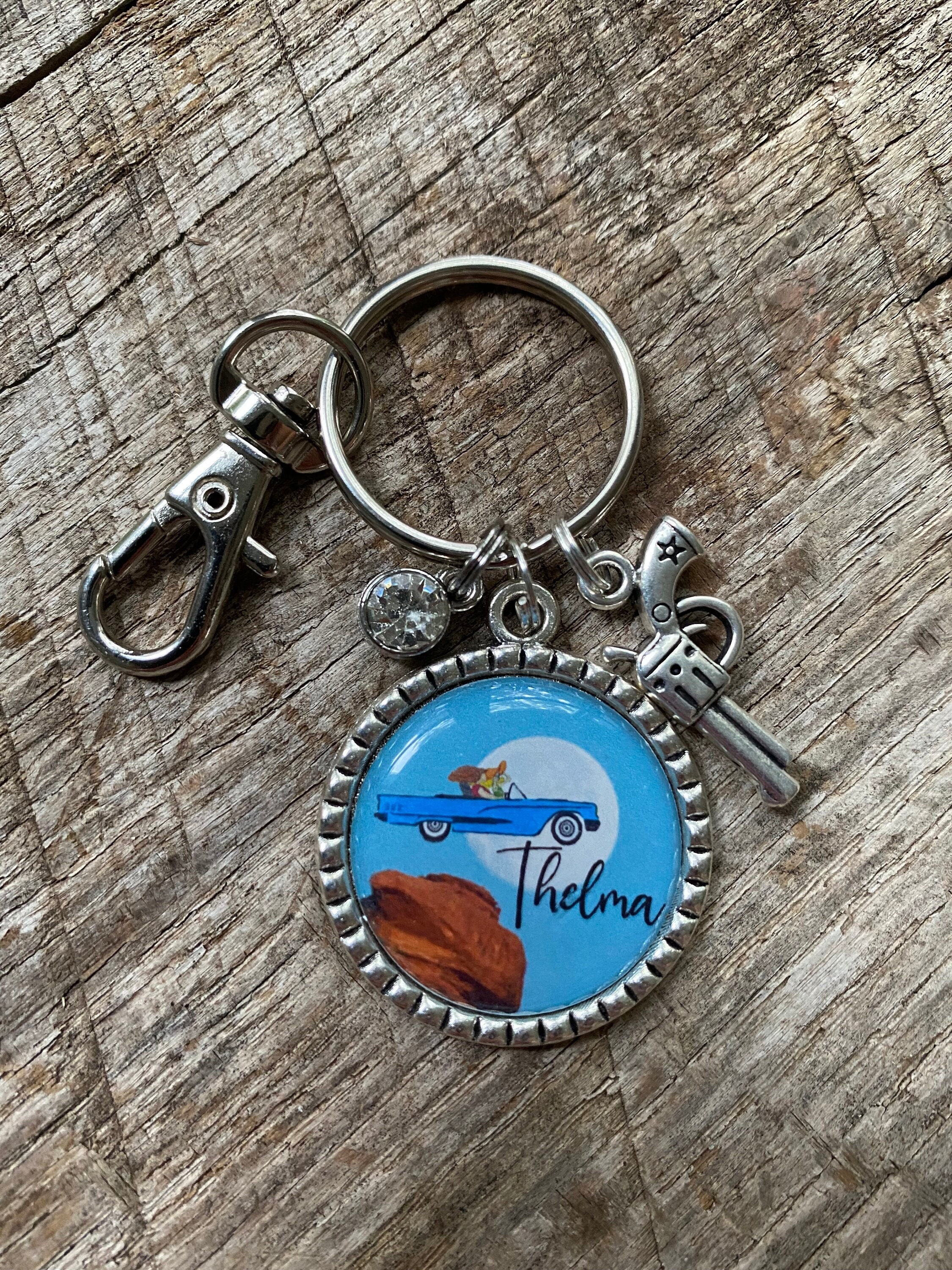ENSIANTH Thelma and Louise Keychain Set You're The Thelma to My Louise Best  Friend Keychain Set Friendship Gift