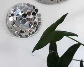 Stainless steel wall sculpture with petals diameter 30cm Corolla