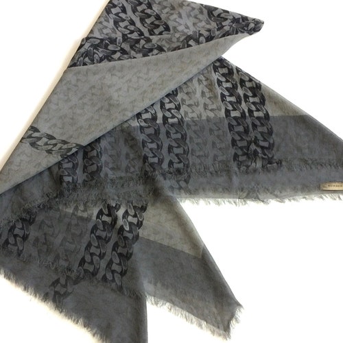 BURBERRY SILK SCARF / vintage designer shops / 1980s 90s 00S vtg / chain link