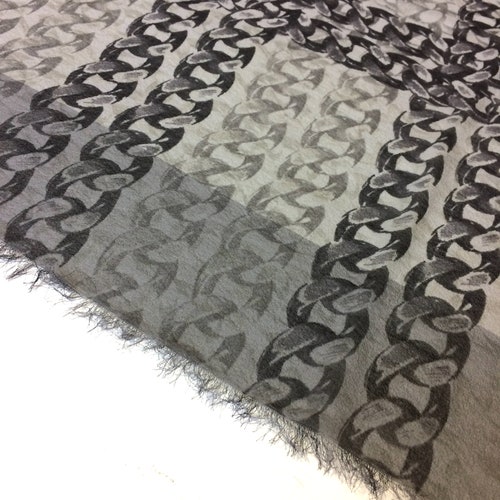 BURBERRY SILK SCARF / vintage designer shops / 1980s 90s 00S vtg / chain link