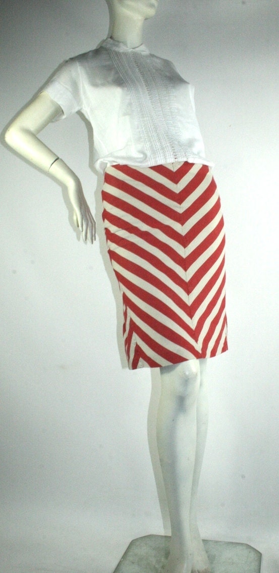Image of Alexander Mcqueen Designer Red & White Chevron Stripes Denim Mini Skirt