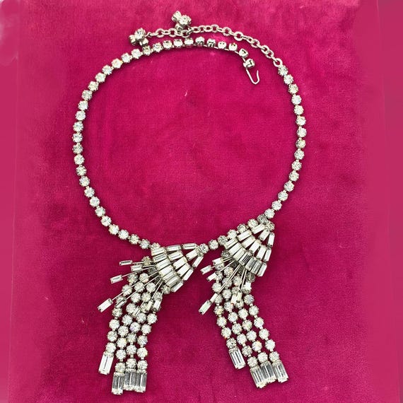 Vintage Dramatic Clear Rhinestone Statement Neckl… - image 1