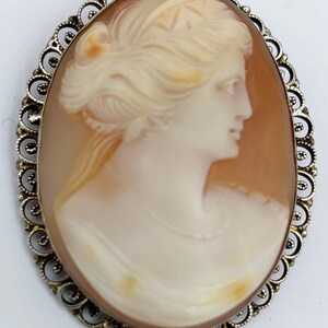 Victorian / Edwardian Shell Cameo Pin Brooch Pendant Gold Over 800 Silver Gilded Bezel