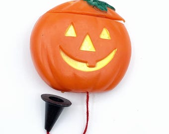 Vintage Halloween Moveable Pull Pin Brooch Plastic 1970s - Gift Box