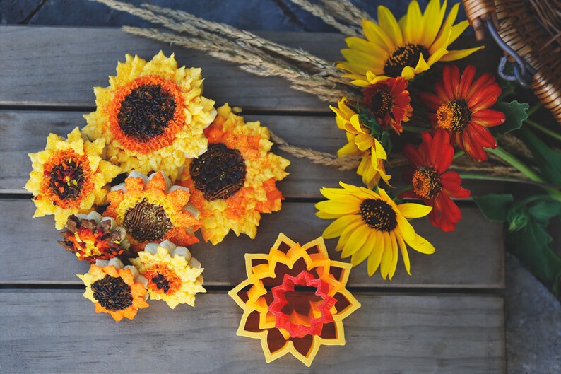 Sunflower Cookie Cutter from The Haven 3cutter set Etsy