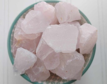 Rose Quartz Crystal / Love Vibes / Metaphysical Crystal /