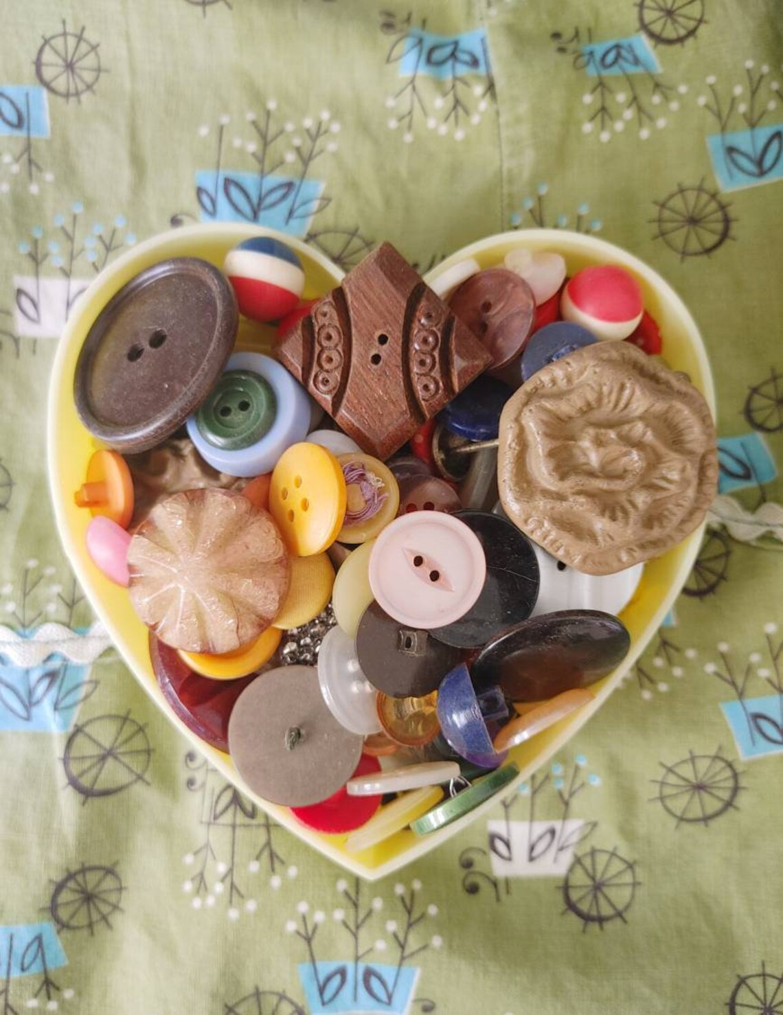 Vintage Heart Box Bag