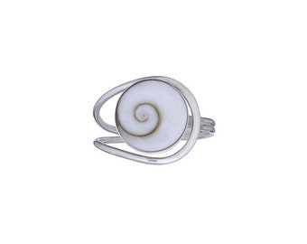925 sterling silver ring with a Saint Lucia eye cabochon – Handcrafted lucky shell ring – Original women's jewelry