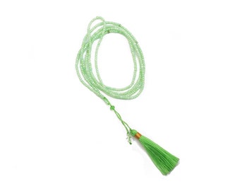 Long necklace in seed bead and green pompom