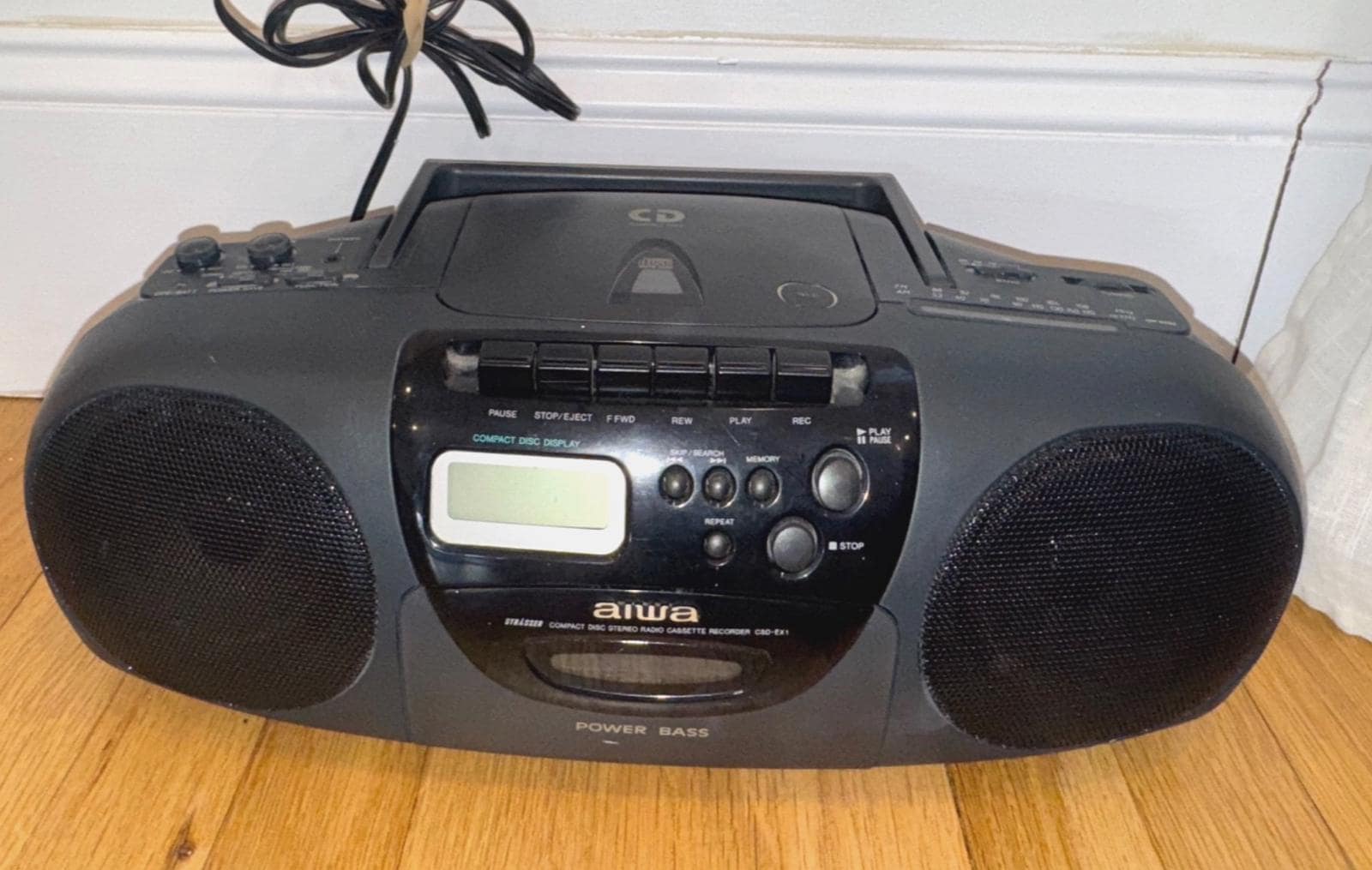 Aiwa CSD-EX1U Stereo Am/fm Radio Cassette Recorder CD Player 1992