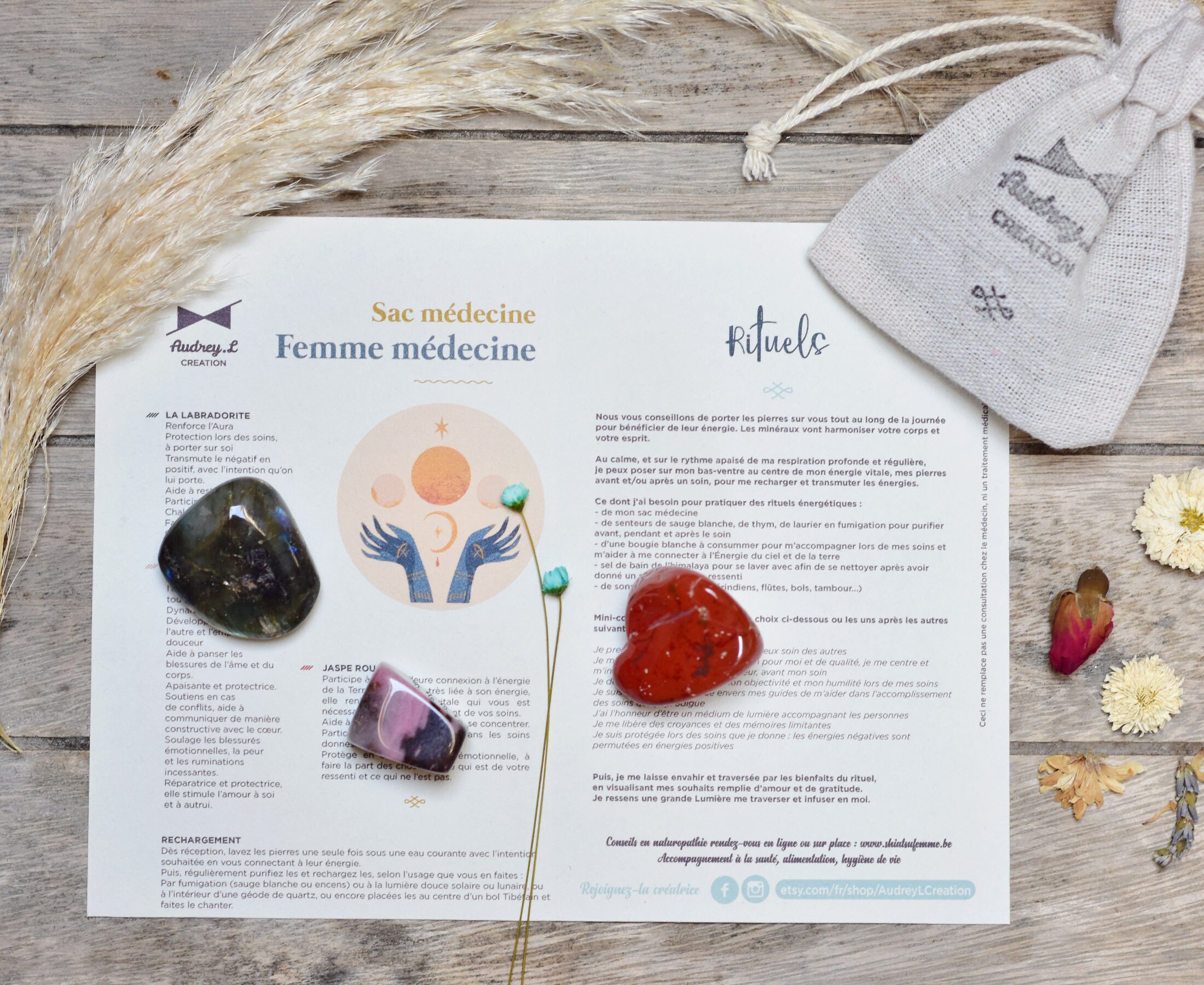 Sac Médecine { Femme Médecine } Labradorite, Jaspe Rouge, Rhodonite