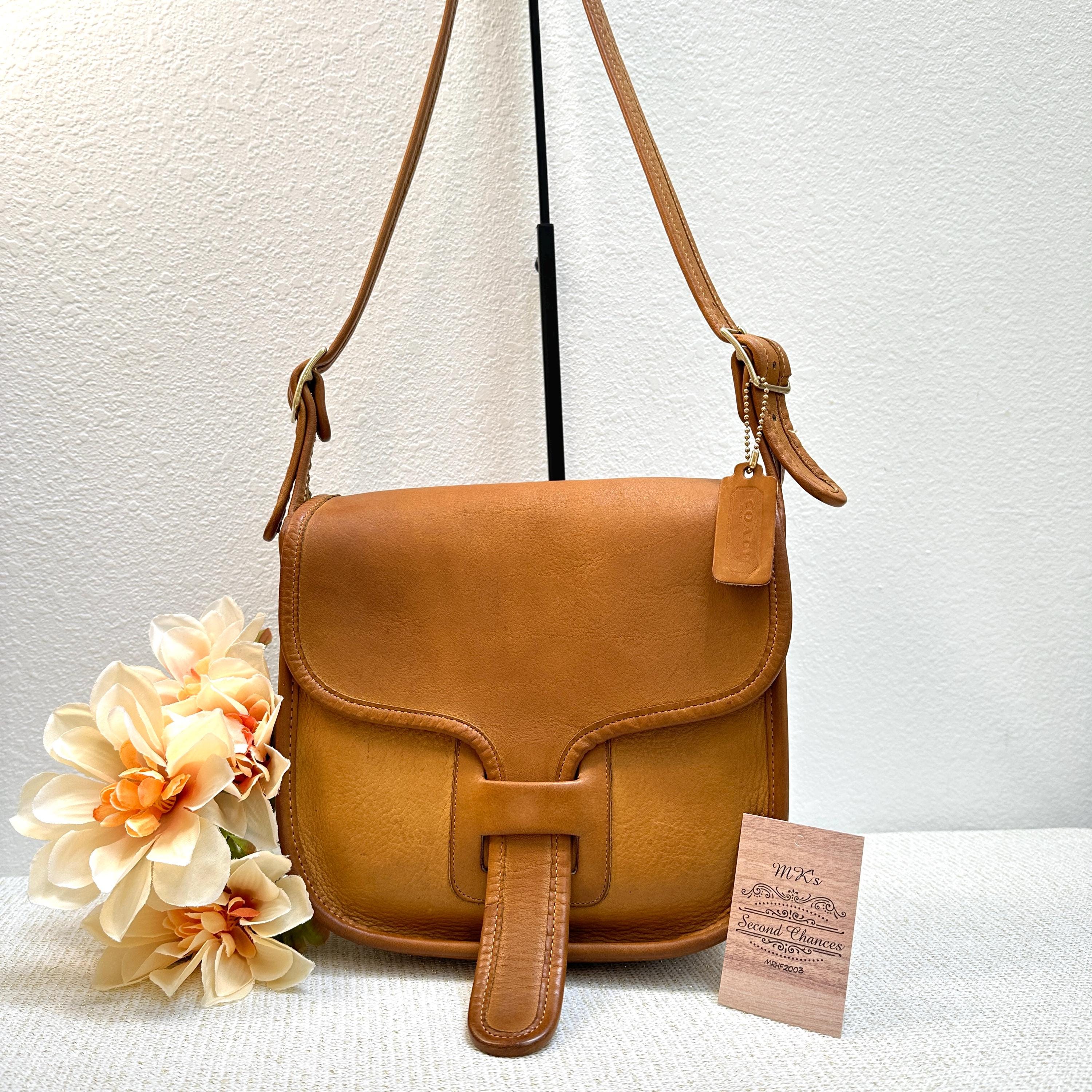 Vintage Coach Small (baby) Courier Pouch 9505 Saddle Leather Vintage Coach Small (baby) Courier Pouch 9505 Saddle Leather