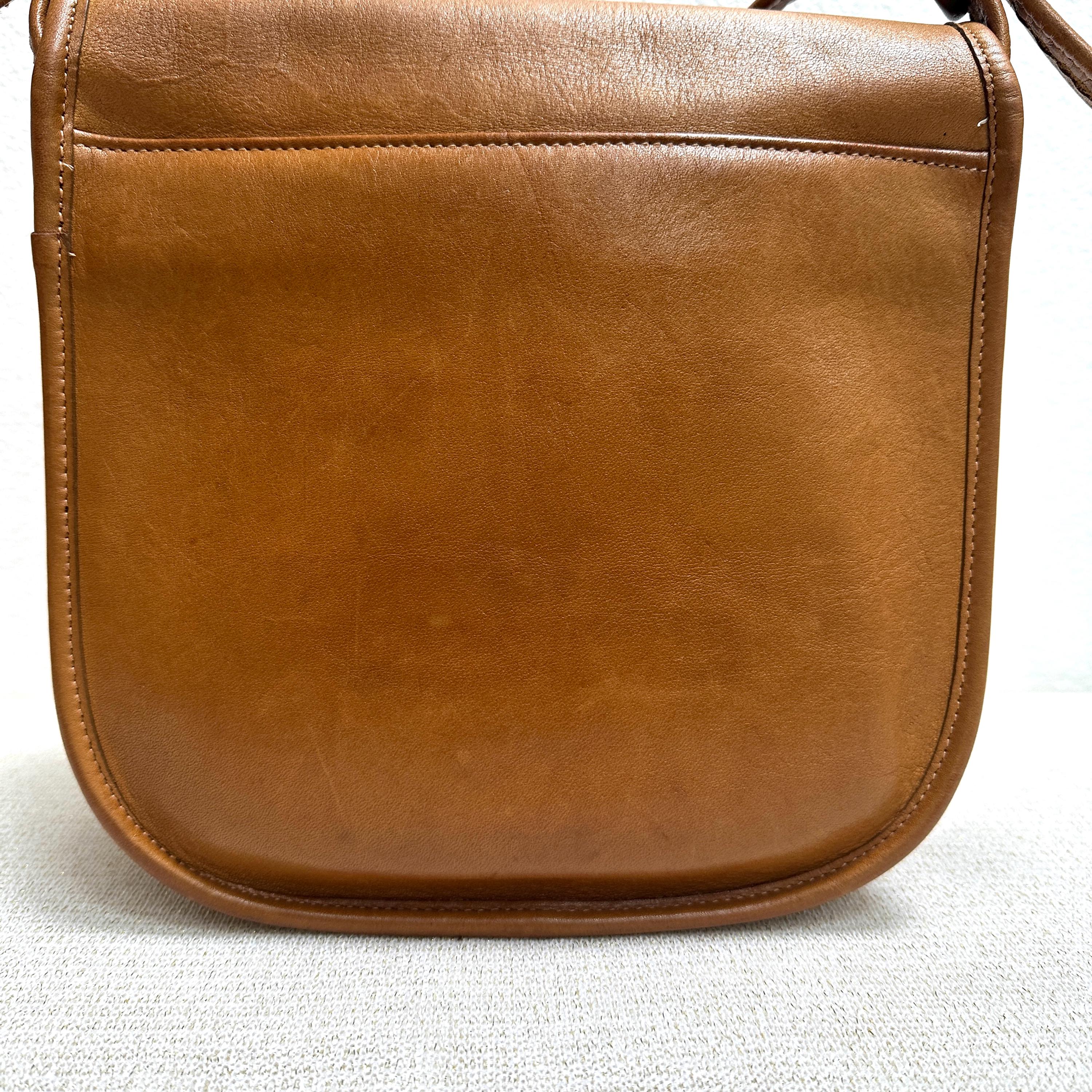 Vintage Coach Small (baby) Courier Pouch 9505 Saddle Leather