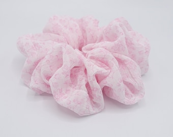 Gebloemde scrunchie van chiffon: pastelkleurige haarstrik