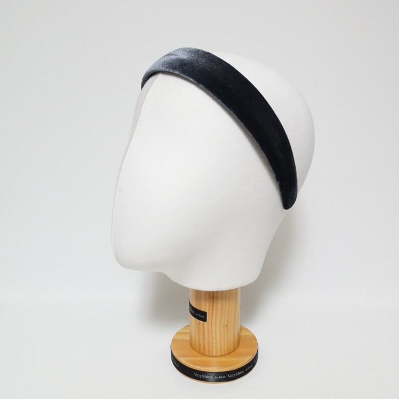 WHITE VELVET HAIRBAND 124630