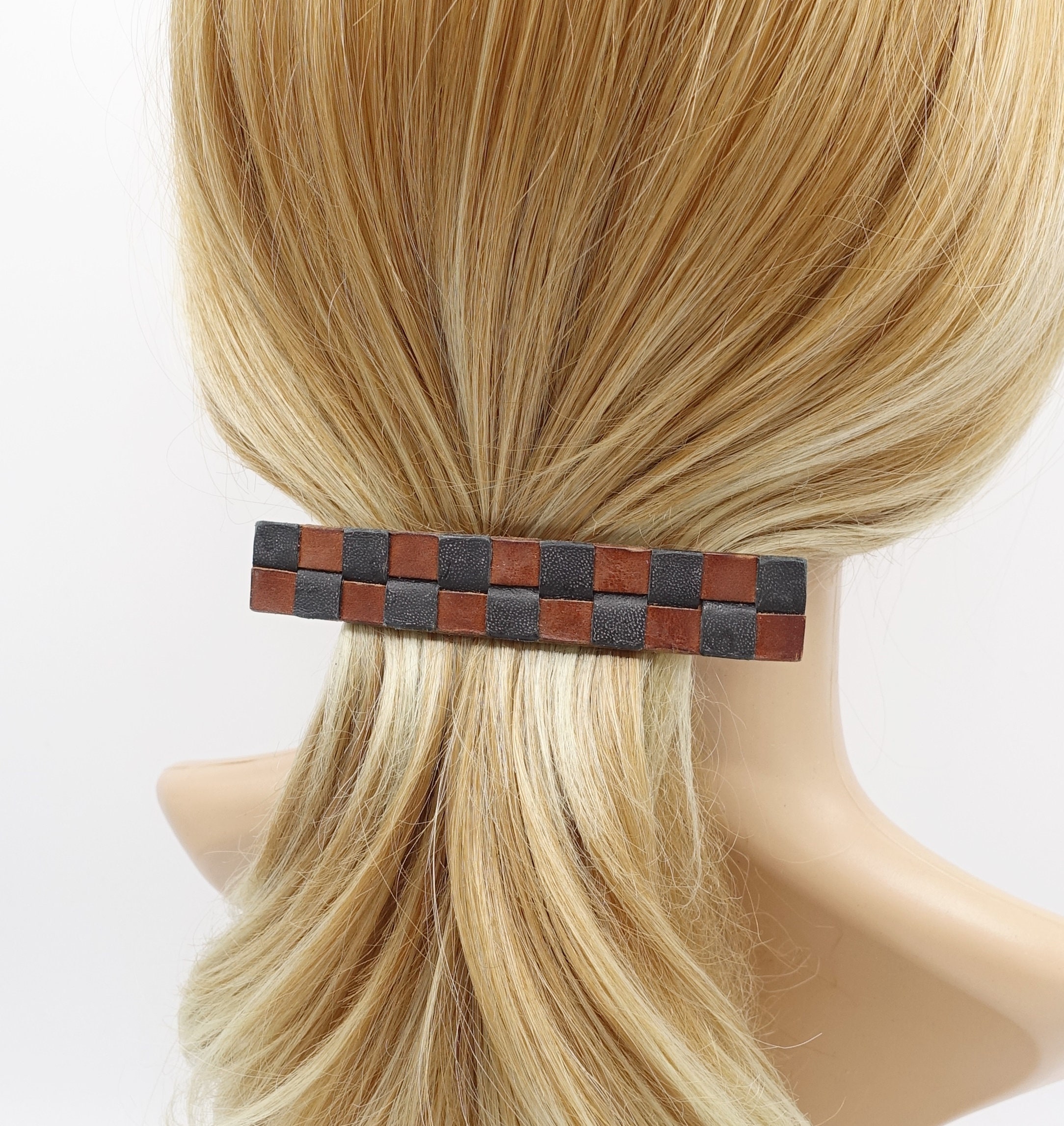 ハンドメイドレザーヘアバレッタ、編み込みメッシュデザイン - Etsy 日本