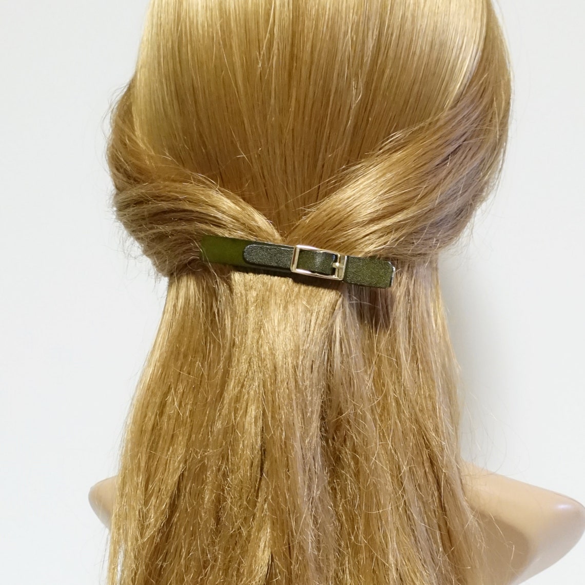 hair buckle