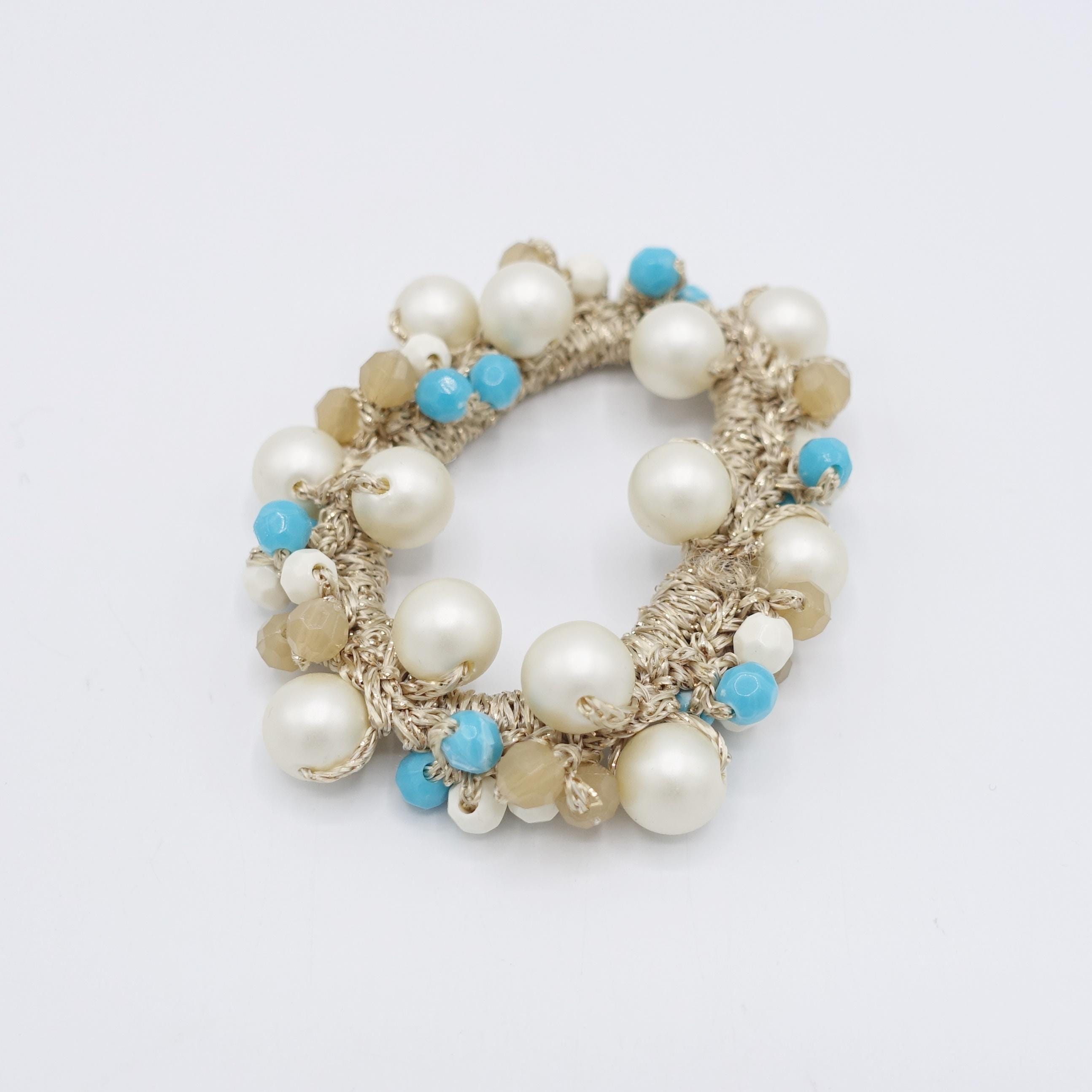 Pearl and Coral Bead Women\'s Hair Clip - White and Red Amazon.com : White Pearl Hair Clips and Barrettes Set  main image 3