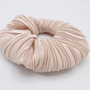glossy pleated scrunchies, medium scrunchies for women