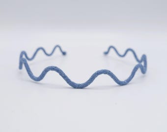 Diadema minimalista de metal con forma de onda - Montura fina - Accesorio unisex para el cabello