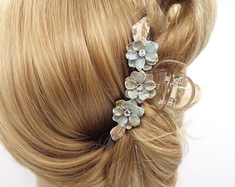 Vintage Romance: Golden-Brushed Floral Hair Claw