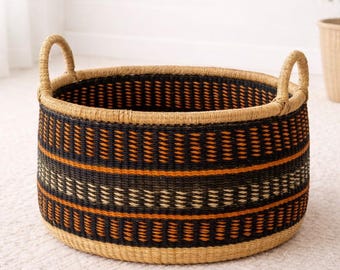 Handwoven African Straw Basket: Lidded Bolga Storage Hamper