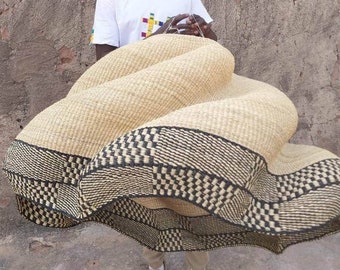 Großer Sweetgrass-Lampenschirm | Handgewebte afrikanische Bolga Pendelleuchte