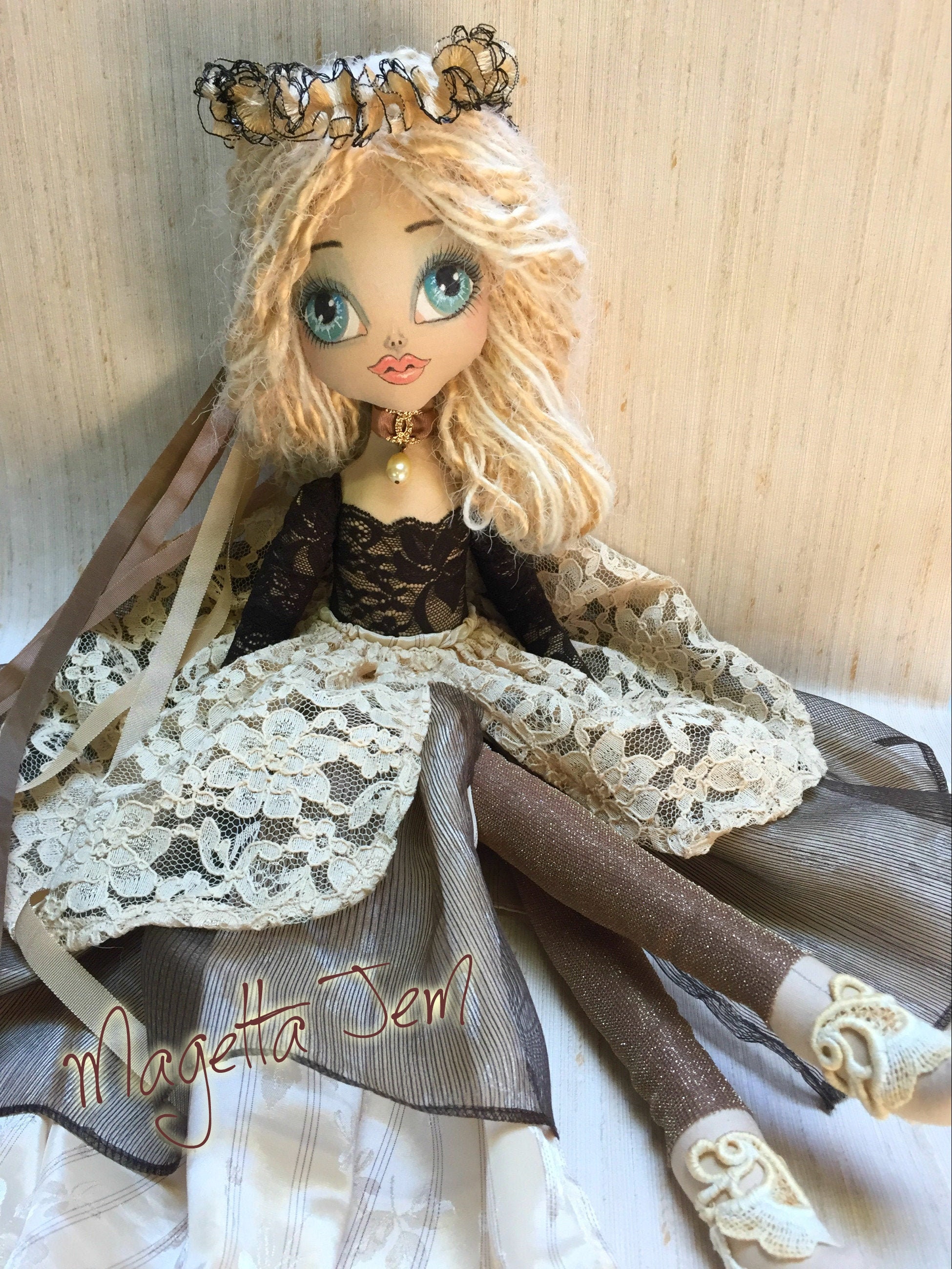 cloth art dolls