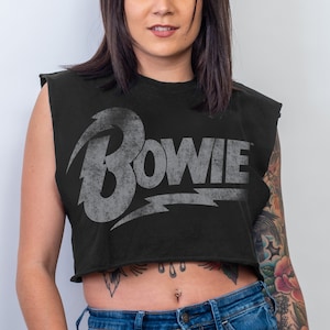 BOWIE - Distressed Bowie Logo - Juniors Muscle Crop Top - ziggy stardust, aladdin sane, golden years, english singer, glam rock