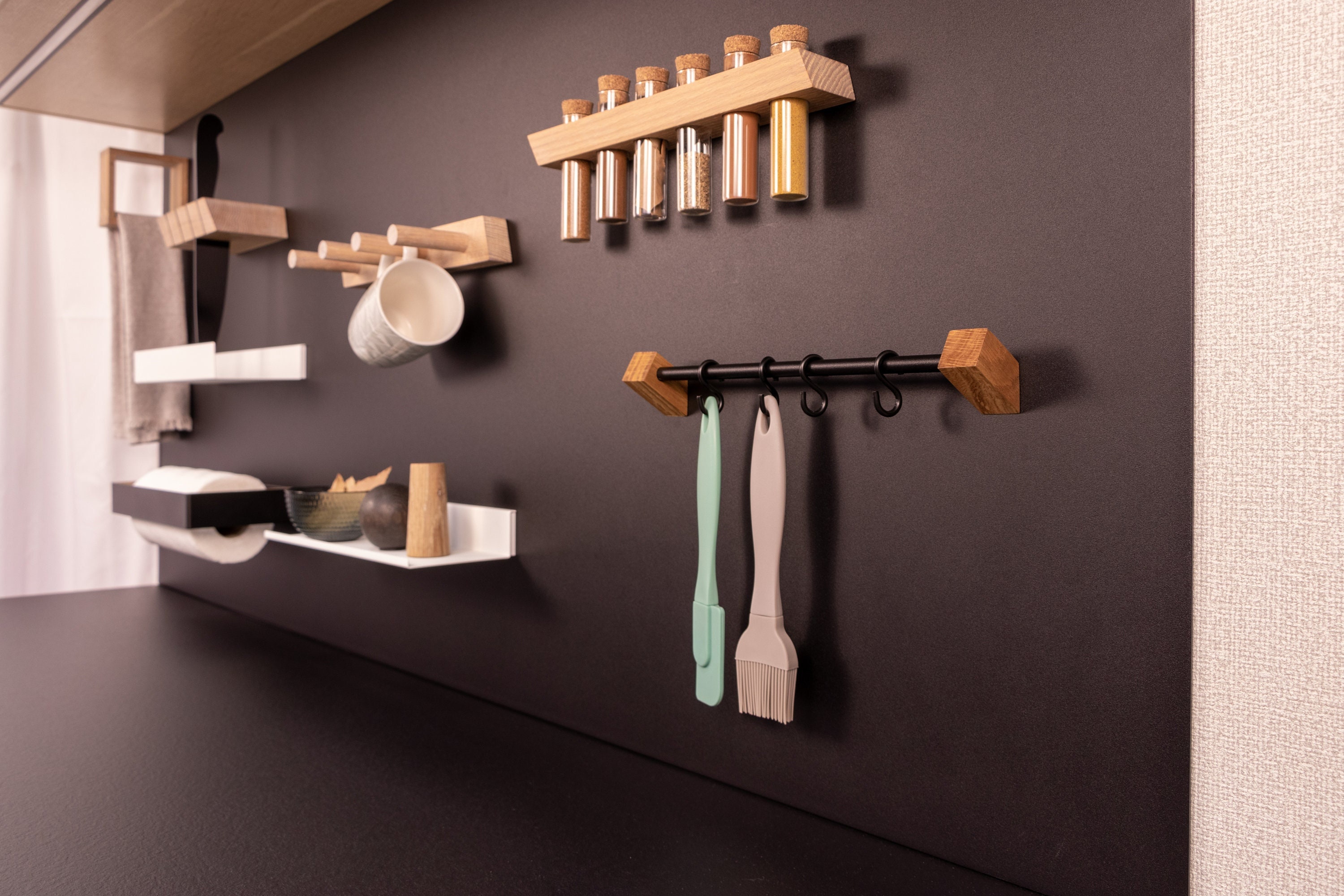 MAGNET Ladle Hanger | Magnetic Hanging Rod With Hooks, Magnetic