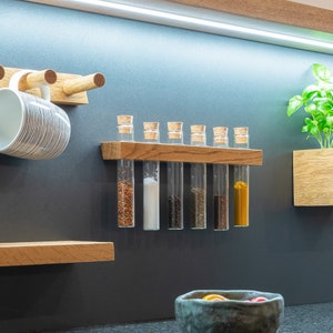 MAGNETIC Spice rack with 6 glass tubes and oblique edges