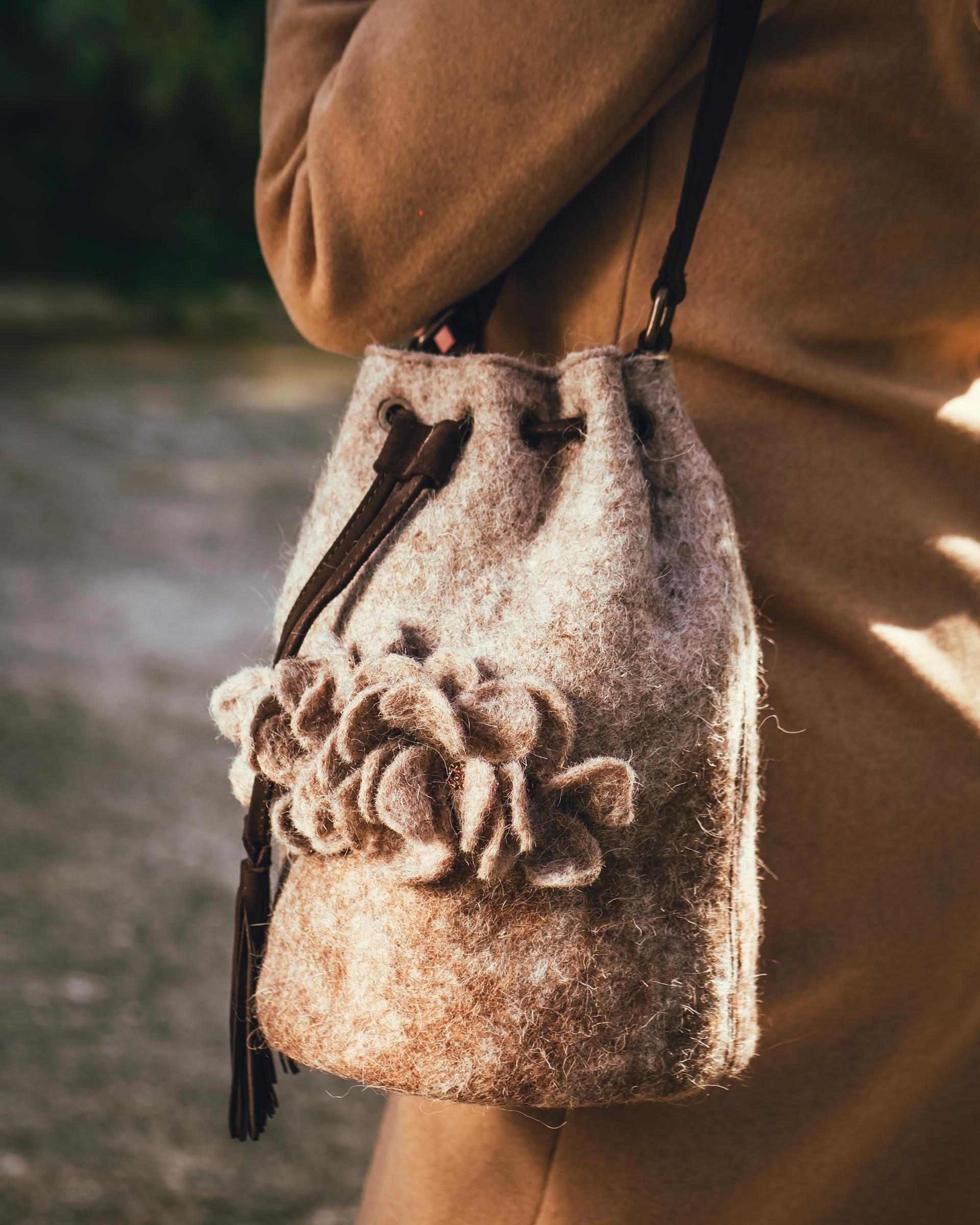 Borsa secchiello in feltro borsa a tracolla in feltro e pelle Etsy Italia