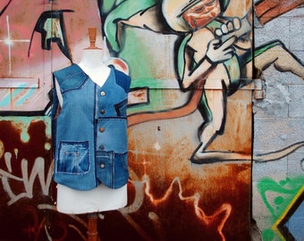 Men's vest "PATCHWORK BLUE DENIM" in recycled jeans, Custom-made, jeans vest, denim upcycled vest, upcycling, recycling, ecological fashion