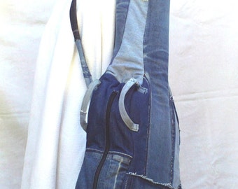 Guitar bag in recycled jeans (custom-made realization), Cover of instruments in patchwork of jeans,