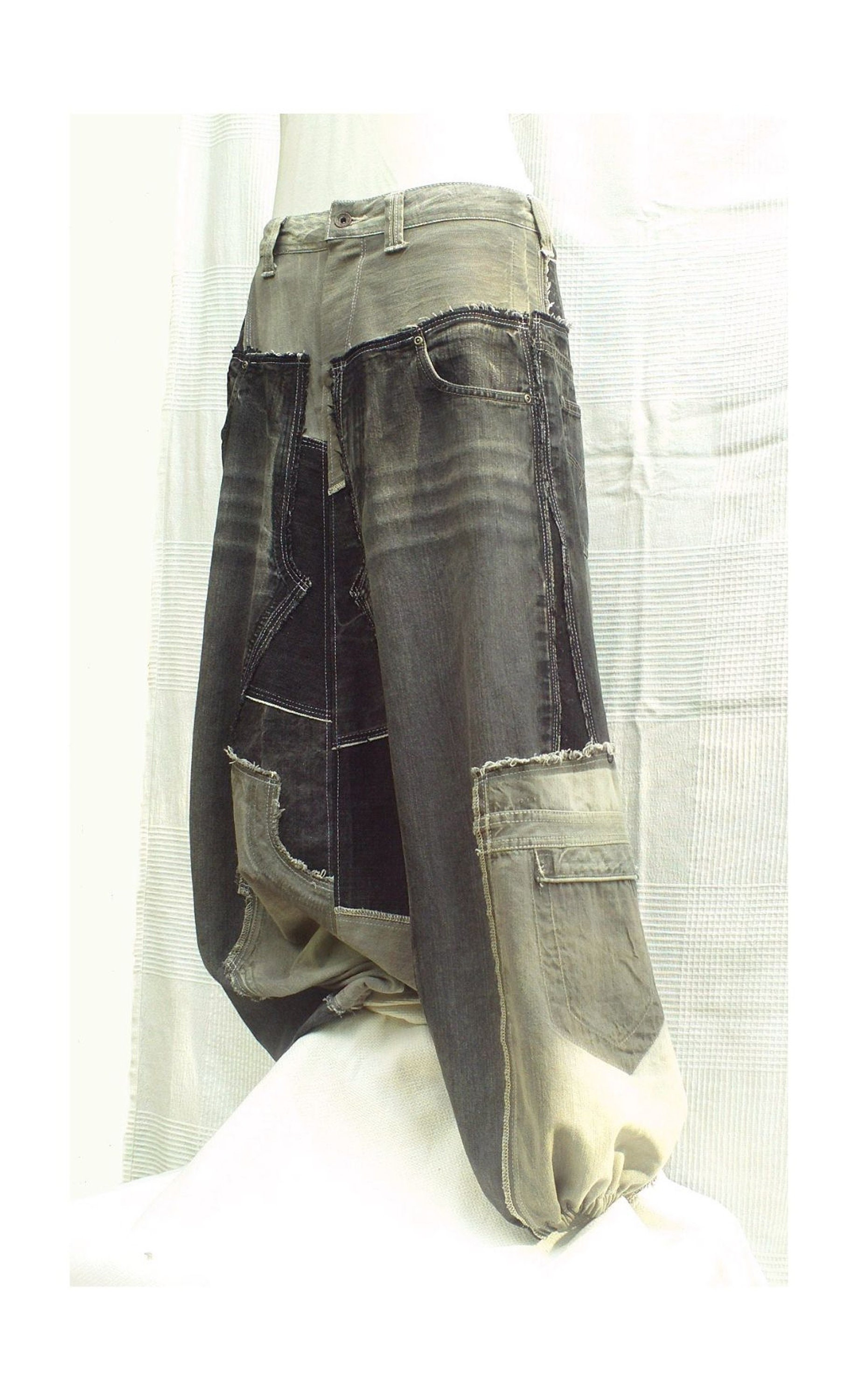 Calças harém unissex PATCHWORK BLACK DENIM em jeans preto/cinza